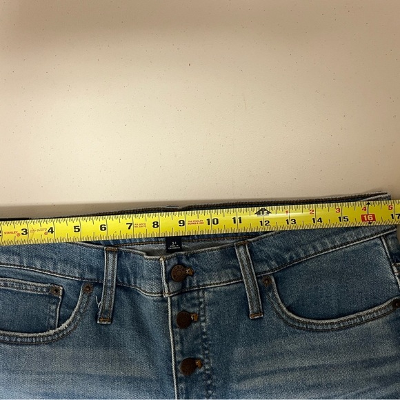 J. Crew High Rise Med Wash Button Fly Cotton Tensel All Day Stretch Jeans Sz 31 - Picture 4 of 16